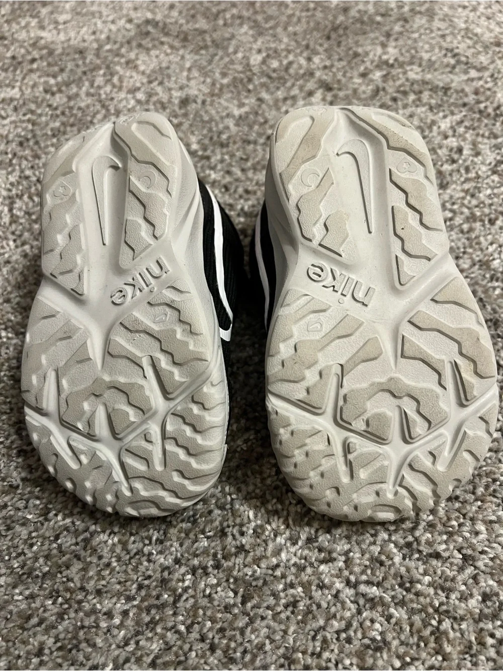 Toddler boy Nike sneakers